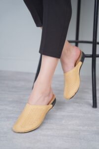 صندل طبی زنانه جلوبسته هلن