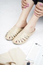 صندل طبی زنانه جلوبسته 6501
