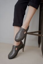 کفش طبی زنانه