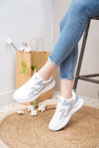 کفش کتونی طبی زنانه آوا