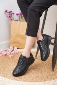کفش طبی گلستان کفش کتونی طبی زنانه بیتا