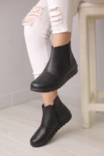 نیم بوت طبی