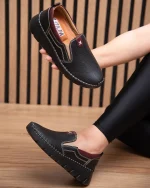 کفش طبی زنانه چه ویژگی‌هایی باید داشته باشد؟